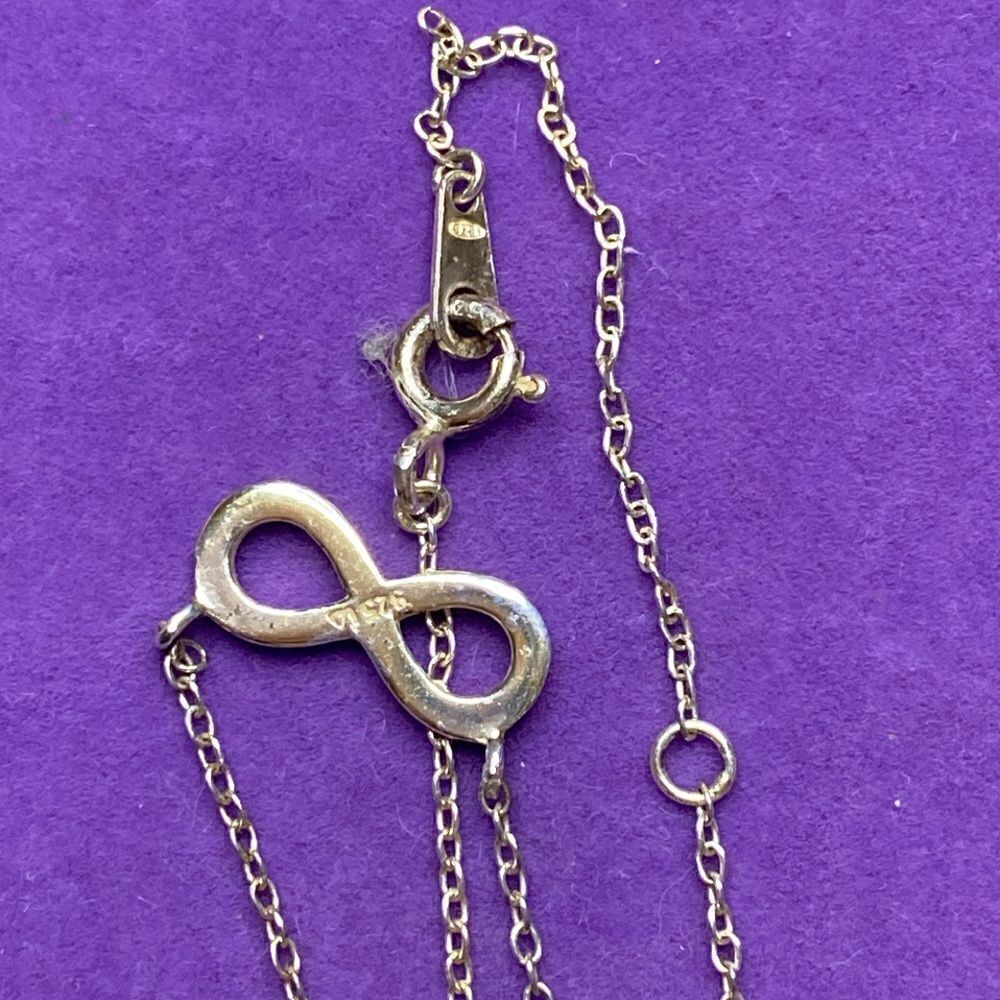 💛 Classic 925 Infinity Necklace - Picture 4 of 4